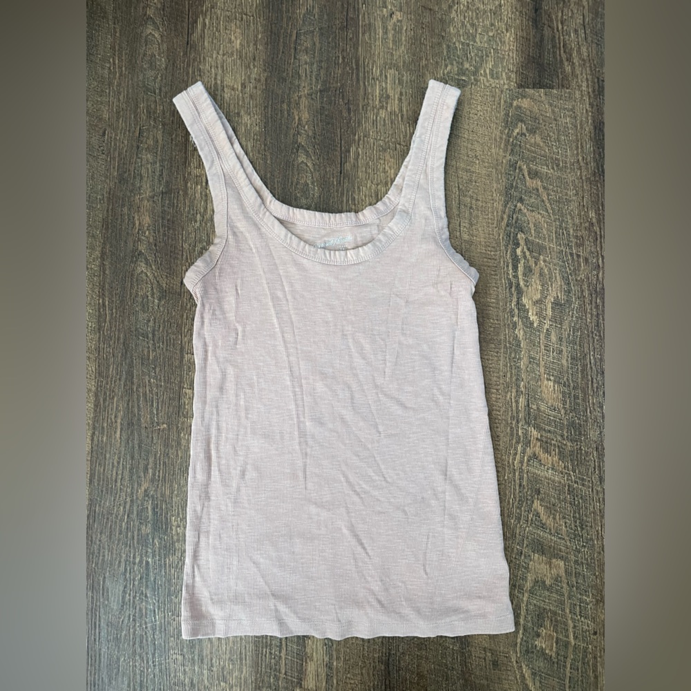 Universal Thread Rose Tank Top
